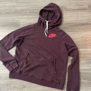 Nike Rally Burgundy Funnel Neck Pullover Hoodie Sweatshirt Size Medium